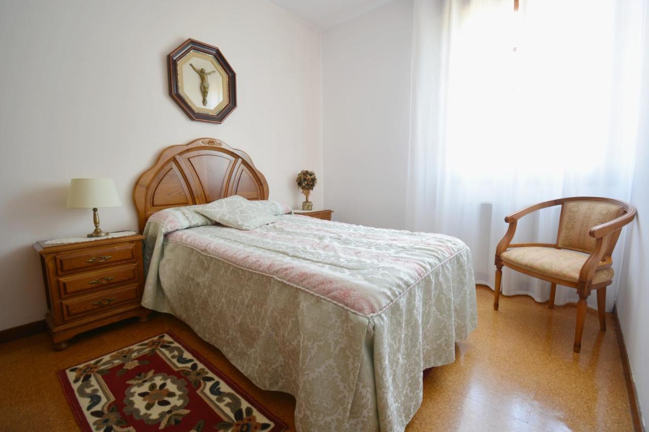 Casa con jardín en Vilanova de Arousa Exterior foto