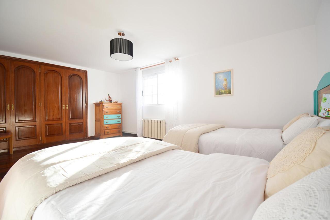 Casa con jardín en Vilanova de Arousa Exterior foto